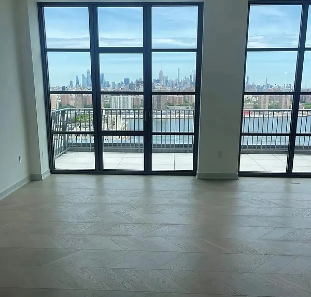 115 York Street — Photo 2