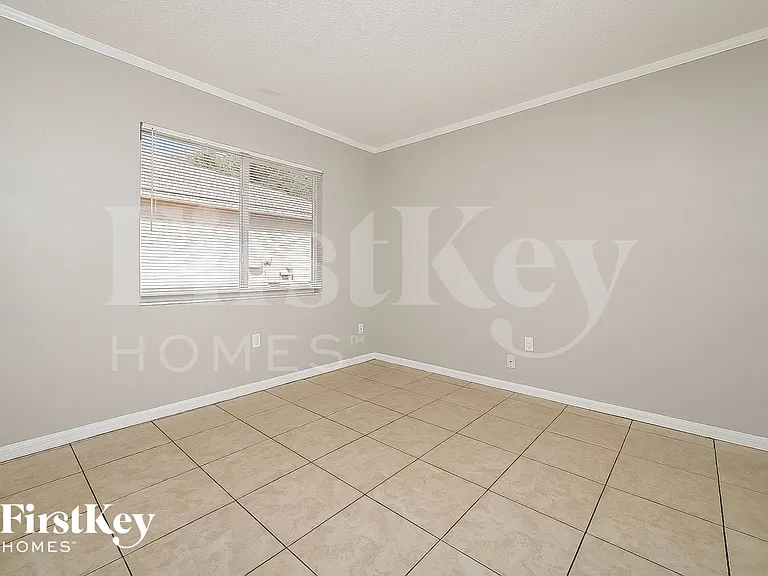 1523 Birchstone Ave — Photo 13