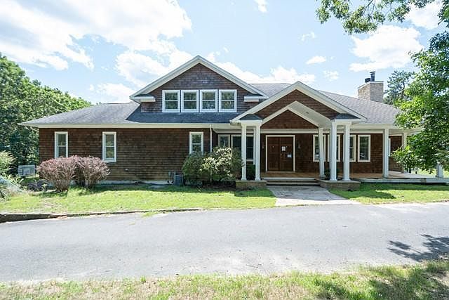 1st image of 45 Douglas Ct