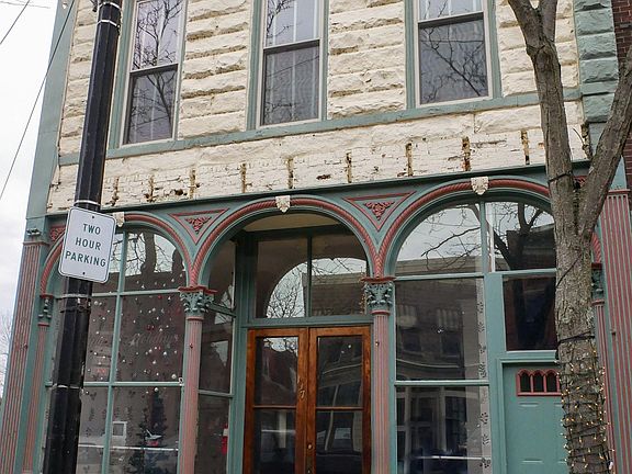 2nd image of 137 Brady St