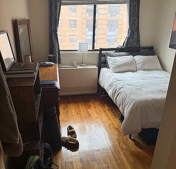 110 E 13th St #6B — Photo 4