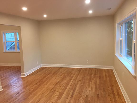 5th image of 13 Borcher Ave #2