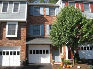 913 Timberidge Dr, Bethel Park, PA