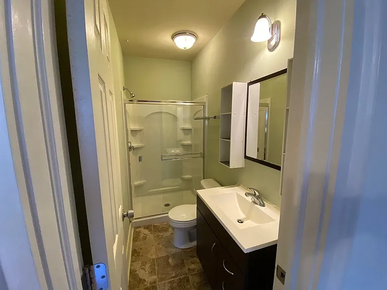 137 Nicoll St. — Photo 5