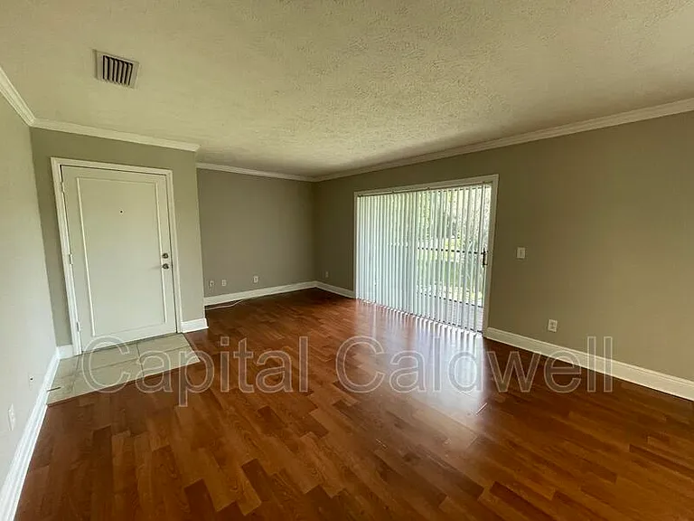 13686 Orange Sunset Dr #201 — Photo 4