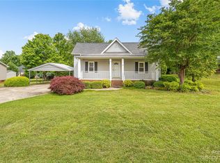 240 Nixon Rd, Belmont, NC 28012