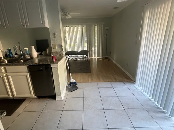 4004 Brigadoon Cir, Clearwater, FL 33759