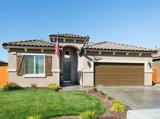 296 S Wolftrap St, Madera, CA 93637
