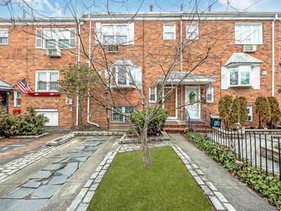 69-31 61st Road, Flushing, NY, 11379