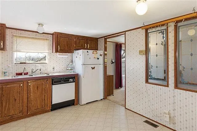 128 Piper Trl — Photo 4