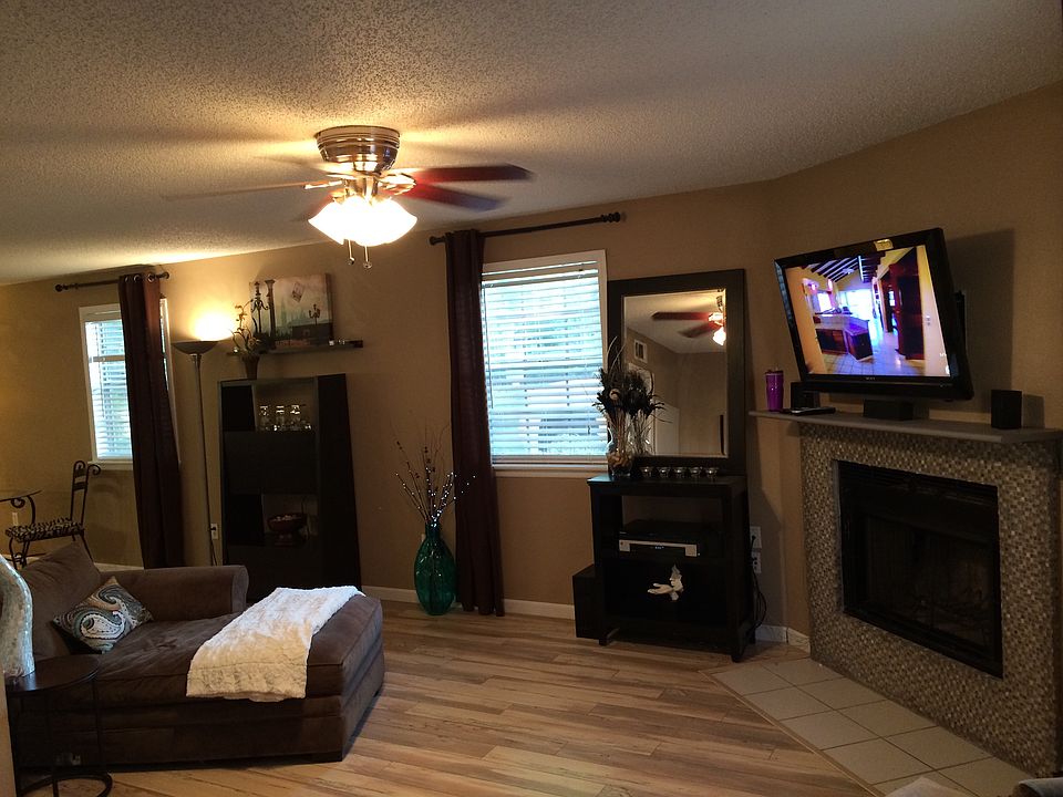 1st image of 725 Heavens Dr APT 8