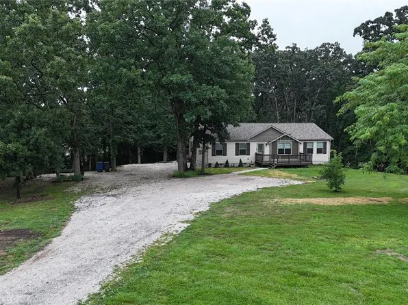 64 Wild Horse Dr, Foley, MO 63347