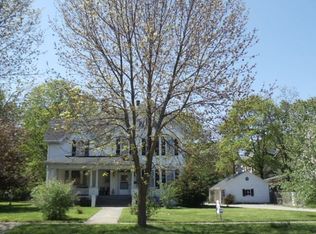 134 W Ottawa St, Sycamore, IL 60178