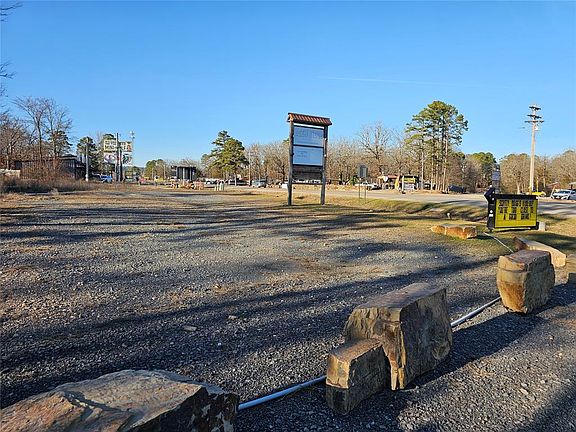 3rd image of 539 Pinyon Rd