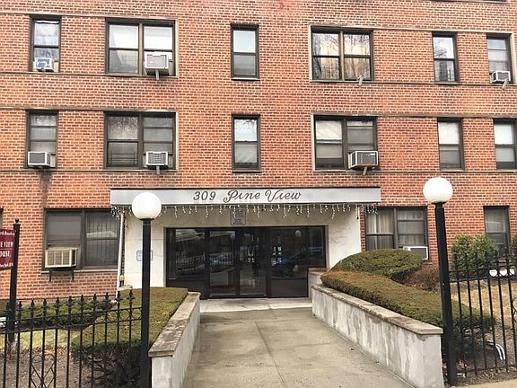 2nd image of 309 N Broadway APT 4G