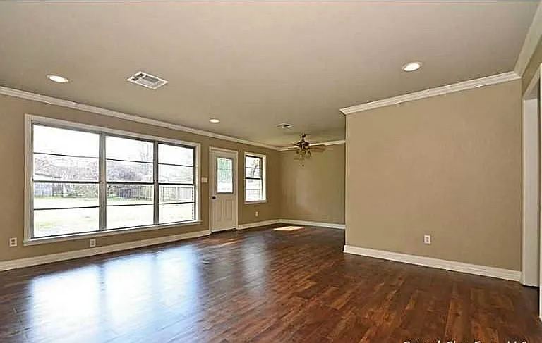 3881 Greenway Pl — Photo 14