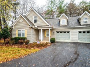 3826 16th St NE #A, Hickory, NC 28601