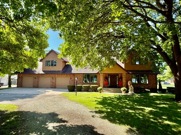 444 Garfield Ave, La Salle, IL 61301
