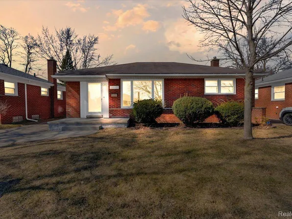 28655 Diesing Dr, Madison Heights, MI 48071