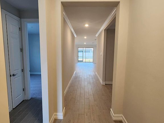 2nd image of 333 Villoresi Blvd