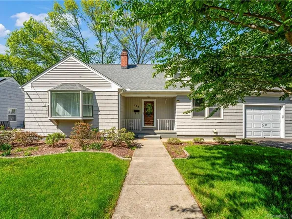 135 Curtis Drive, New Haven, CT 06515