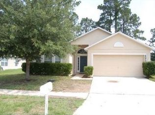 8073 Misty Meadows Ct N, Jacksonville, FL 32210