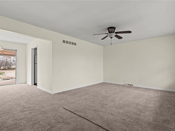 5th image of 10520 Skiles Ave
