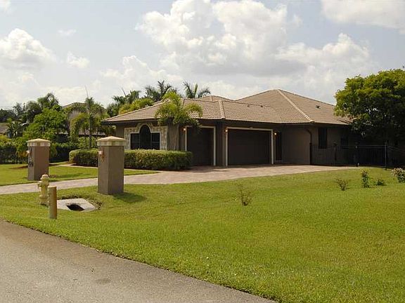 3rd image of 11840 NW 17th Pl