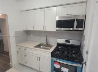 7435 Byron Ave #9, Miami Beach, FL 33141