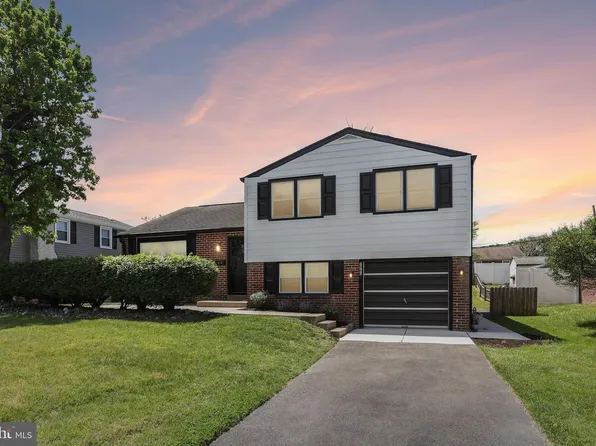 2960 Sunnycrest Rd, Willow Grove, PA 19090