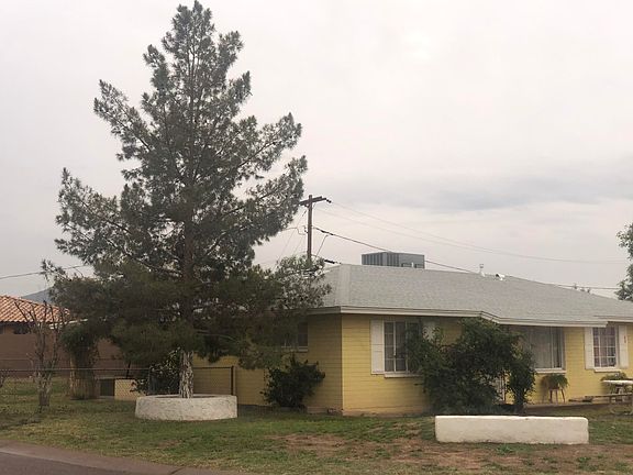 3rd image of 101 W Valencia Dr