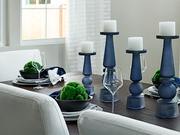 Dining Detail