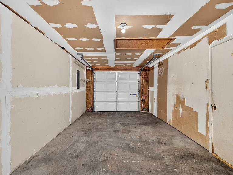 12 Belfair Dr — Photo 20