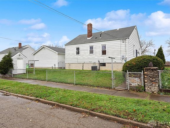 4th image of 945 Joe Nuxhall Blvd