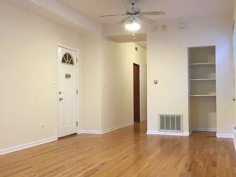 1532 W Thomas St #2F — Photo 3