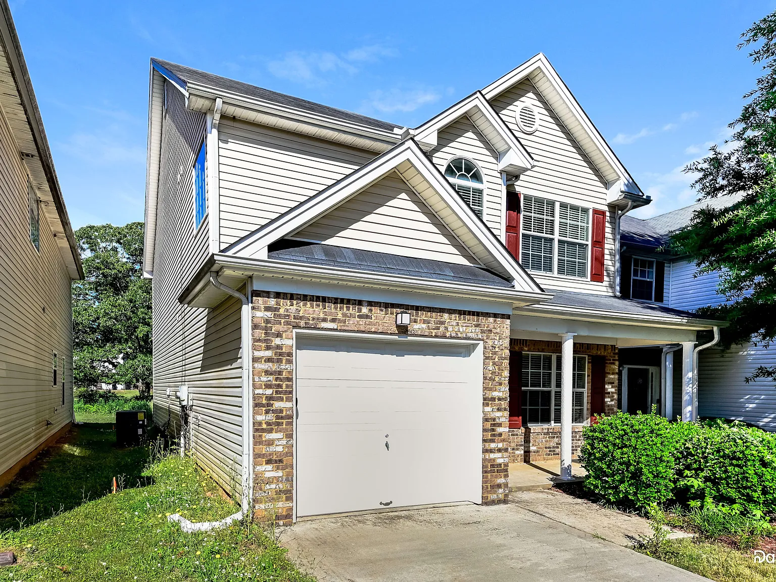 3 bed, 2.5 bath, 1816 sqft, $1,980 — Photo 2