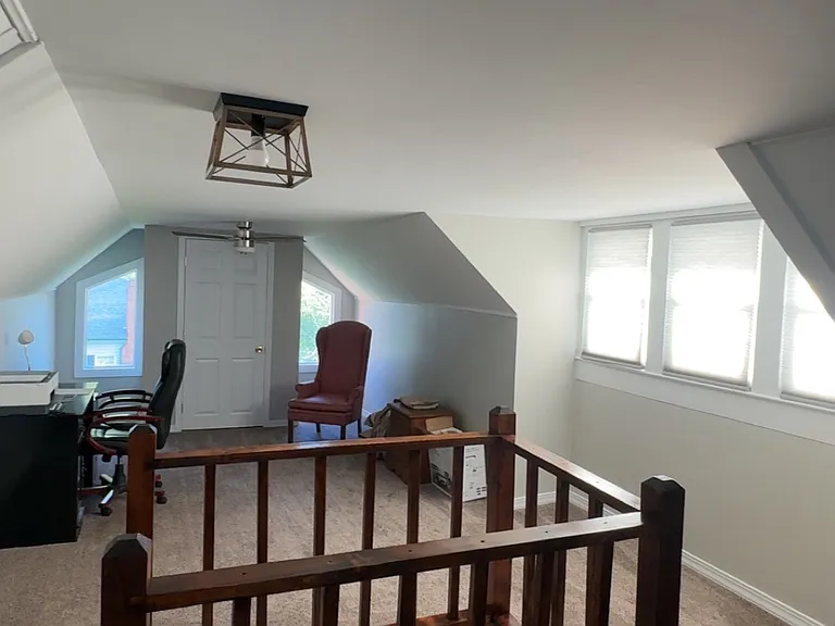 464 Linneys Mountain Rd — Photo 7