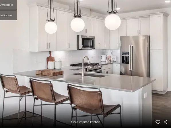 327 Sadie Cir, New Brunswick, NJ 08901