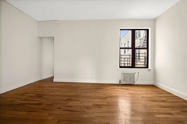 Rented by Compass | media 21