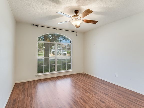 5th image of 13126 Greensview Ln