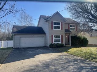 735 Cloud Dr, Clarksville, TN 37043