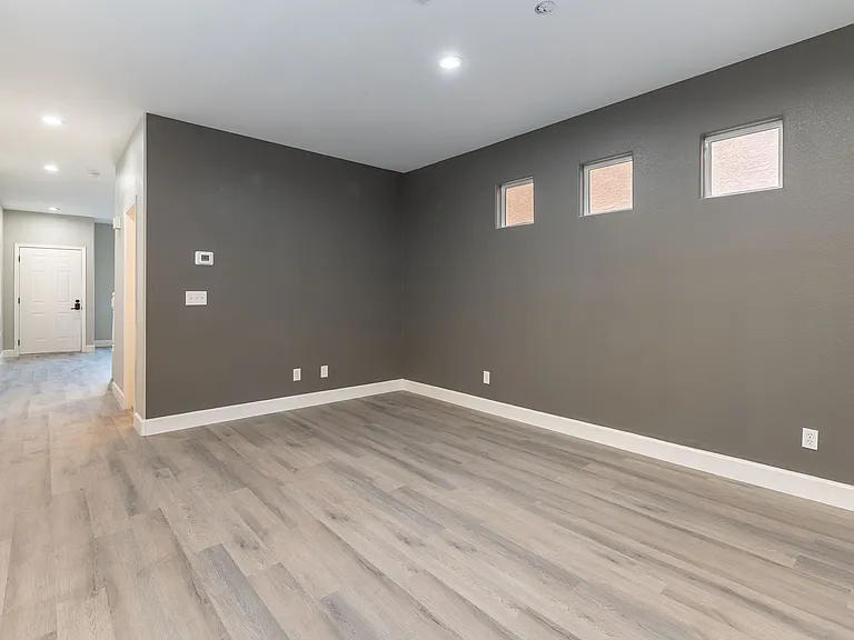 10505 Cold Mountain Ave — Photo 6