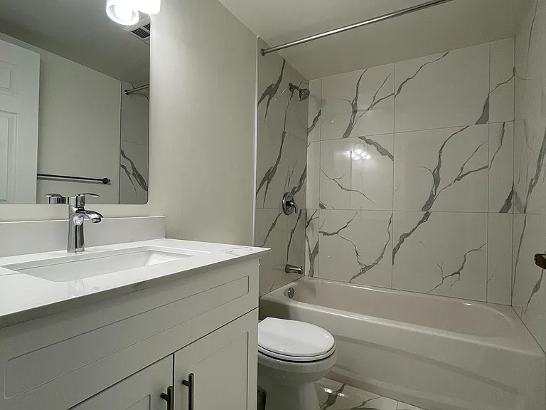 29 Pemberton Ave #503 — Photo 11