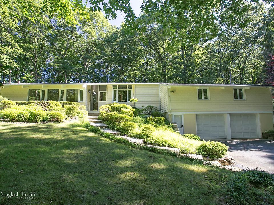 1st image of 233 Sugar Toms Ln