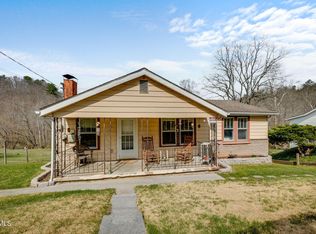 1632 Paperville Rd, Bristol, TN 37620