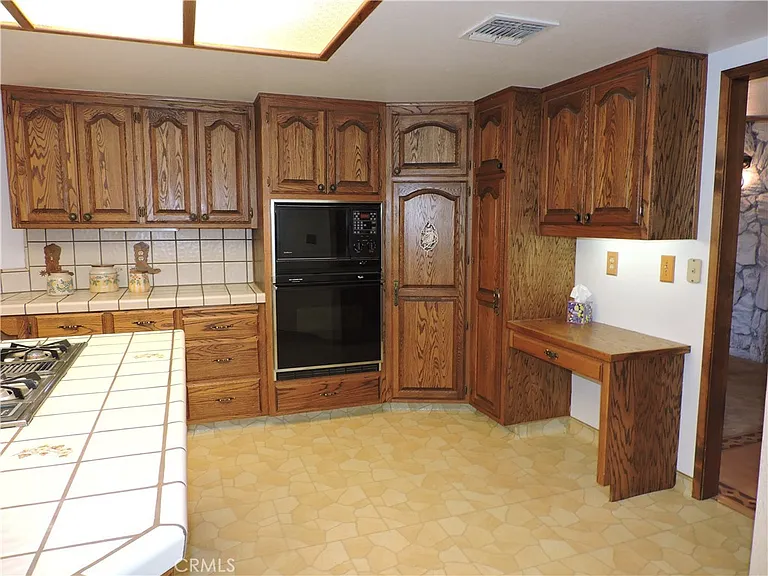 26931 Columbia Way — Photo 28