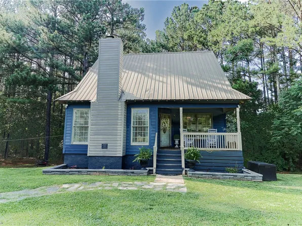 106 Shadydale Cir, Six Mile, SC 29682