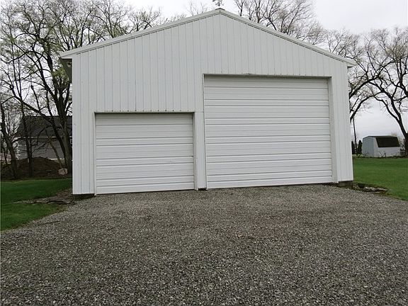3rd image of 17516 Montra Rd