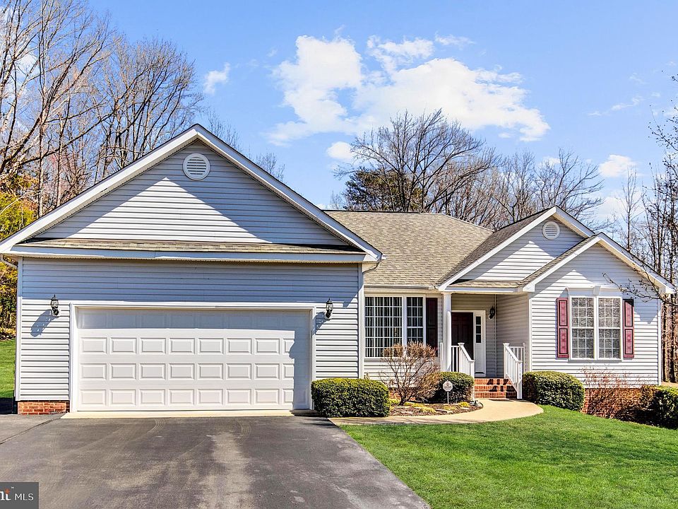 1st image of 11705 Fillmore Ln