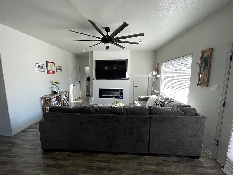 4117 W Camille Pl — Photo 7